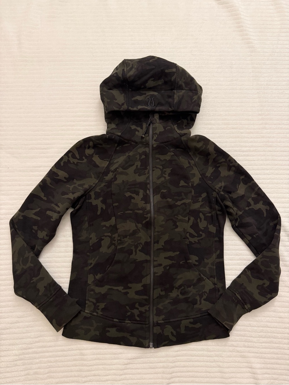 lululemon athletica Women's Camouflage Zip Hoodie - Black & Green